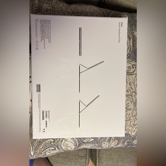 Apple Smart Keyboard Folio - Picture 2 of 4